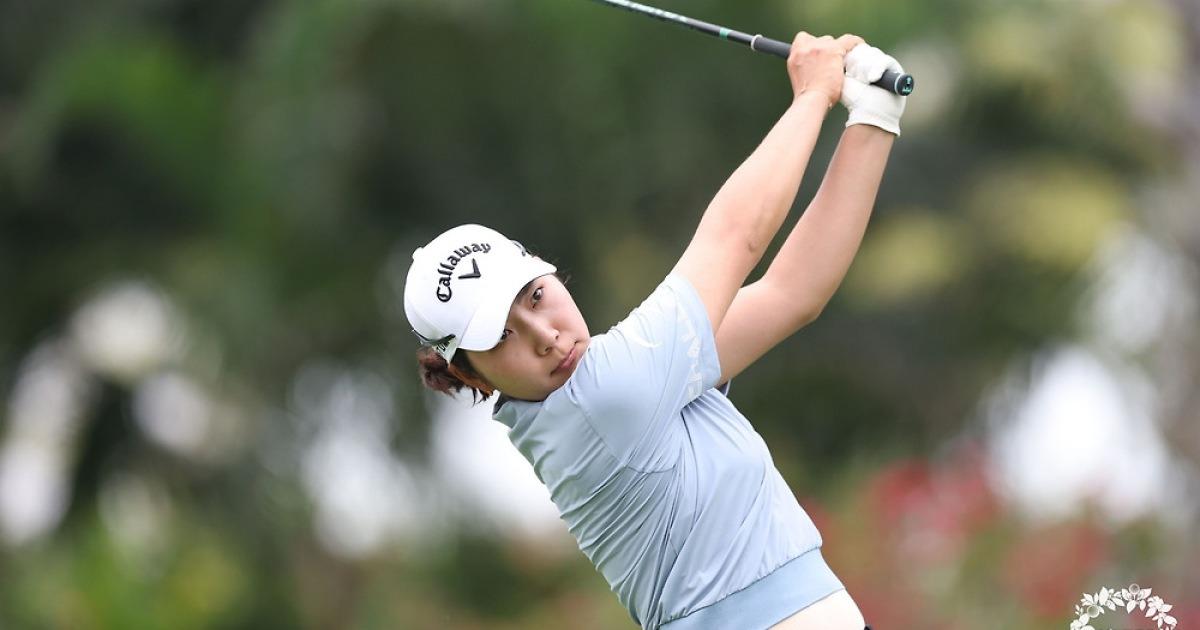 ‘스크린골프 8승’ 박단유, KLPGA 개막전 첫날 8언더파 단독 선두…고교생 오수민은 5언더파