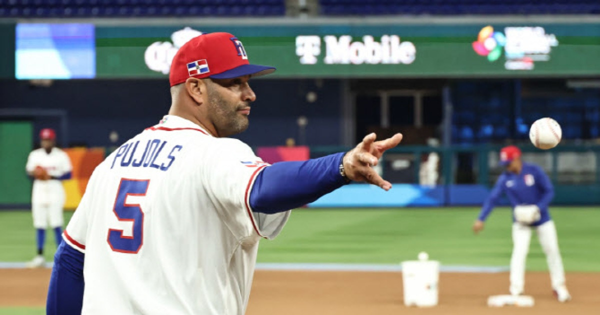 '도미니카共 수장' 푸홀스 "한국 거의 실수 없이 깔끔한 경기 해"