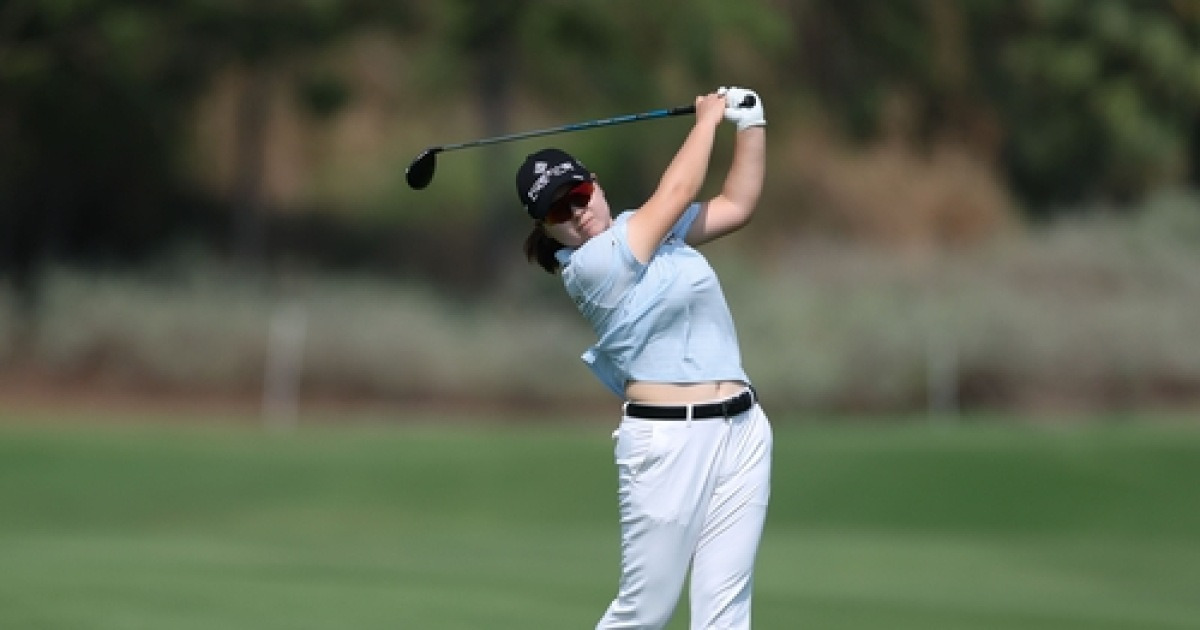 '상금왕의 2라운드 반격' 홍정민, KLPGA 개막전 2R 7버디 '65타' 폭발...선두와 1타 차 공동 4위 진입