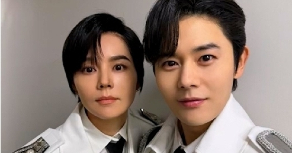 김동준과 한가인의 닮은꼴 사진 비교