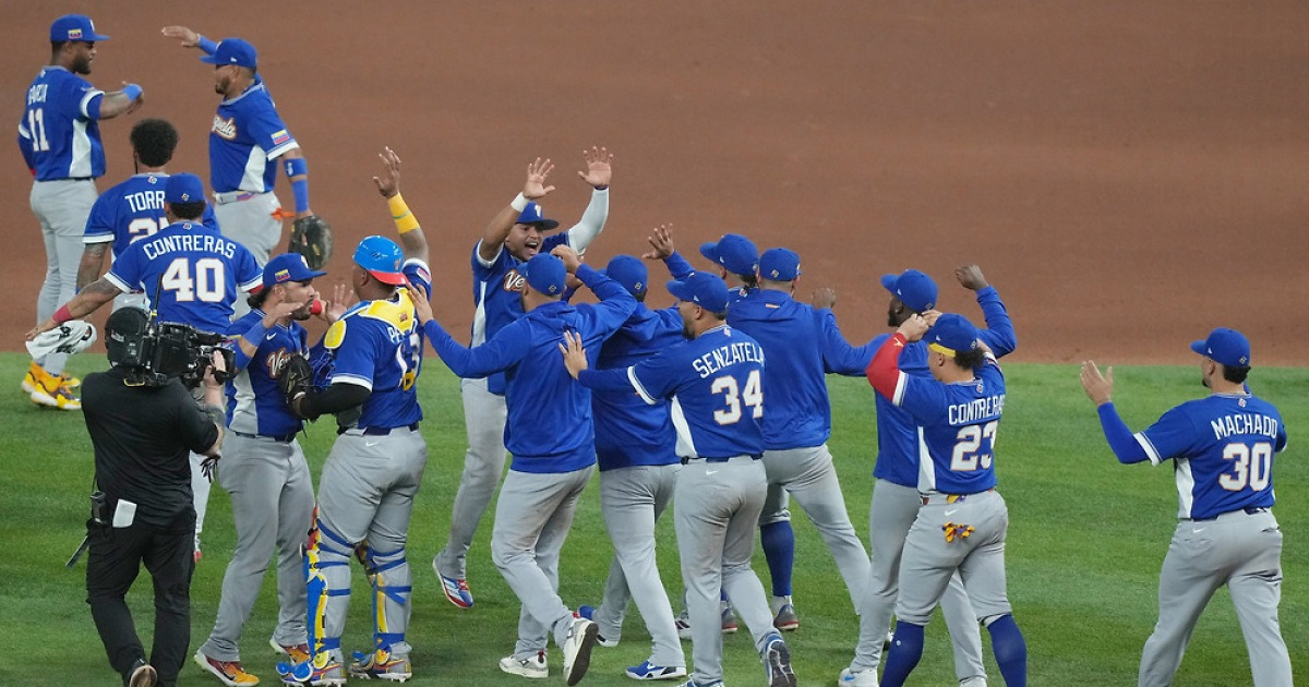 오타니 홈런 쳤지만, 끝내 못 버텼다… 日 베네수엘라에 8강 패배