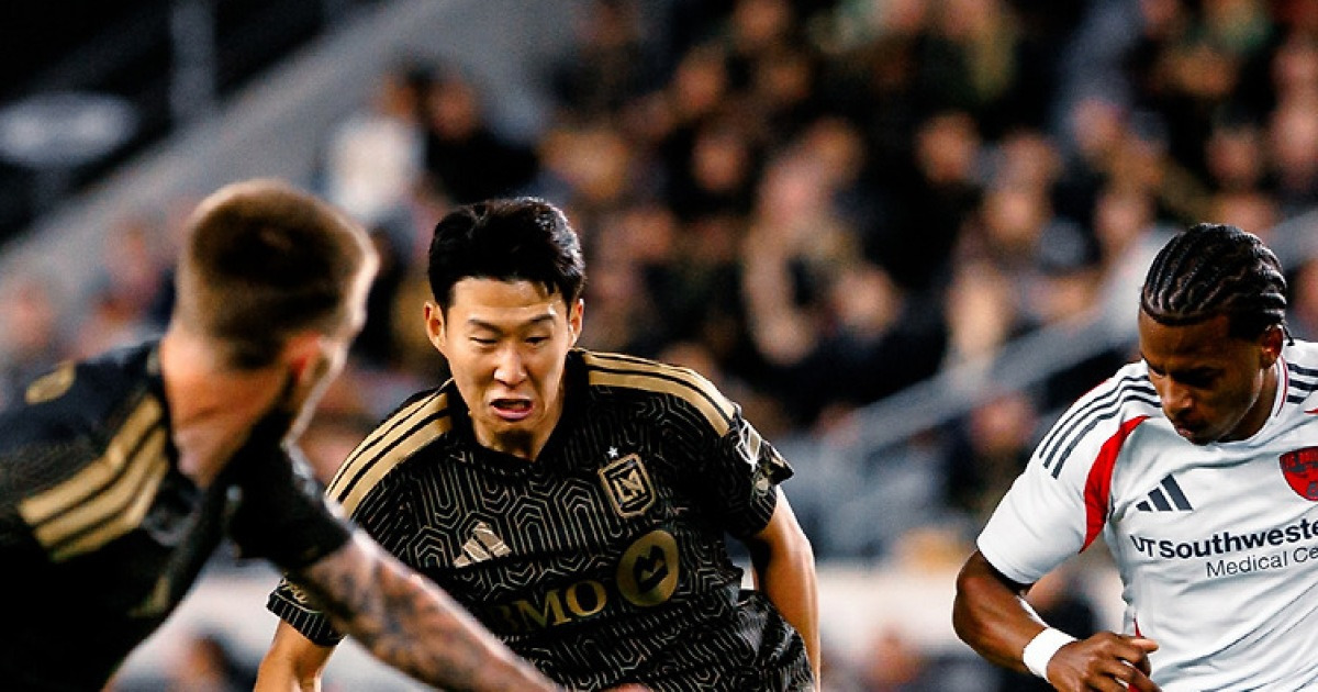 손흥민 장점 싹 사라졌다, MLS 최고 스타 망친 2선 기용..."대체 무슨 생각이야" LA FC 새 감독, 세인트루이스전 승리에도 깊어질 고민