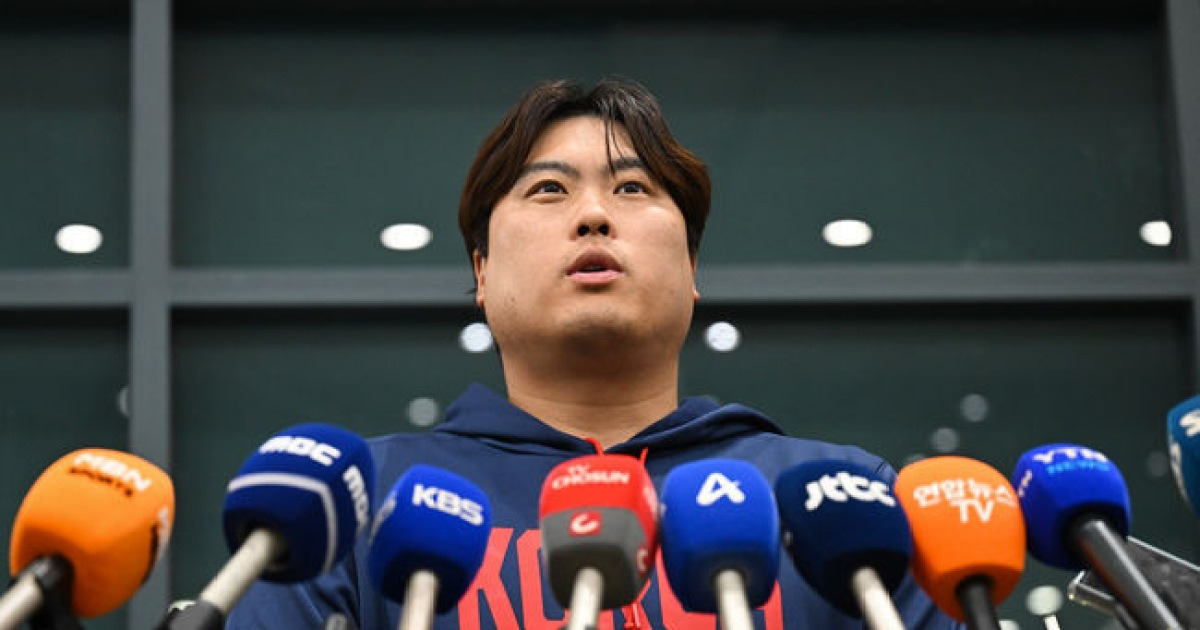 '국가대표 은퇴' 류현진, 후배들 향한 조언 "나도 구속 빠르지 않아. 국제대회서 통할 수 있도록 자신이 잘 하는거 알아야" [일문일답]