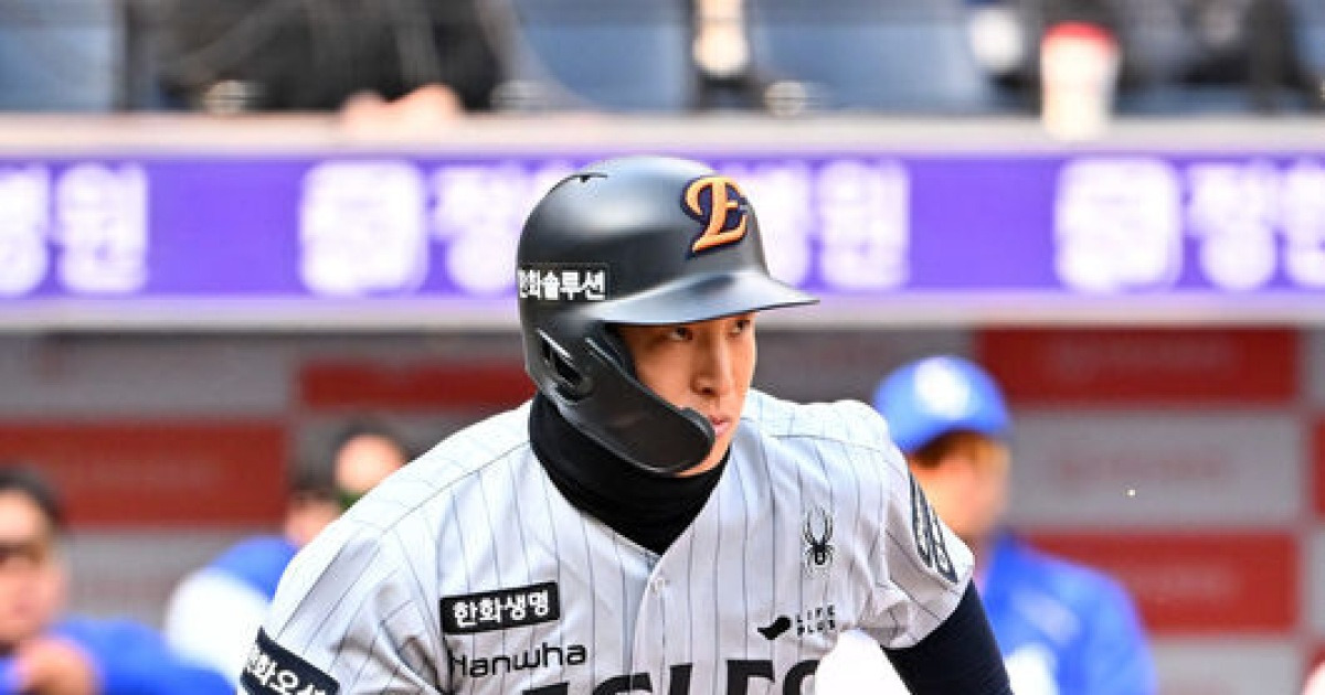 'FA 1억원→2군 캠프→시범경기 첫 선발' 손아섭, 2618안타 베테랑 관록 어디 가나…2루타-2루타 '타격감 과시' [오!쎈 대전]