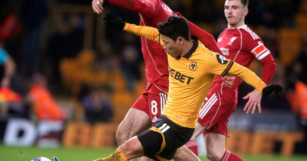 '황희찬 벤치' EPL 꼴찌 울버햄튼, 브렌트포드와 2-2 비겨