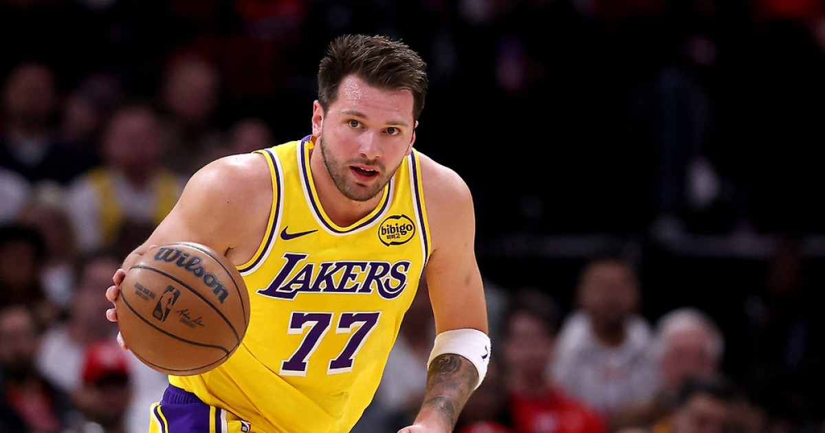 ‘돈치치 36점’ 레이커스, 휴스턴 꺾고 파죽의 6연승…서부 3위 유지