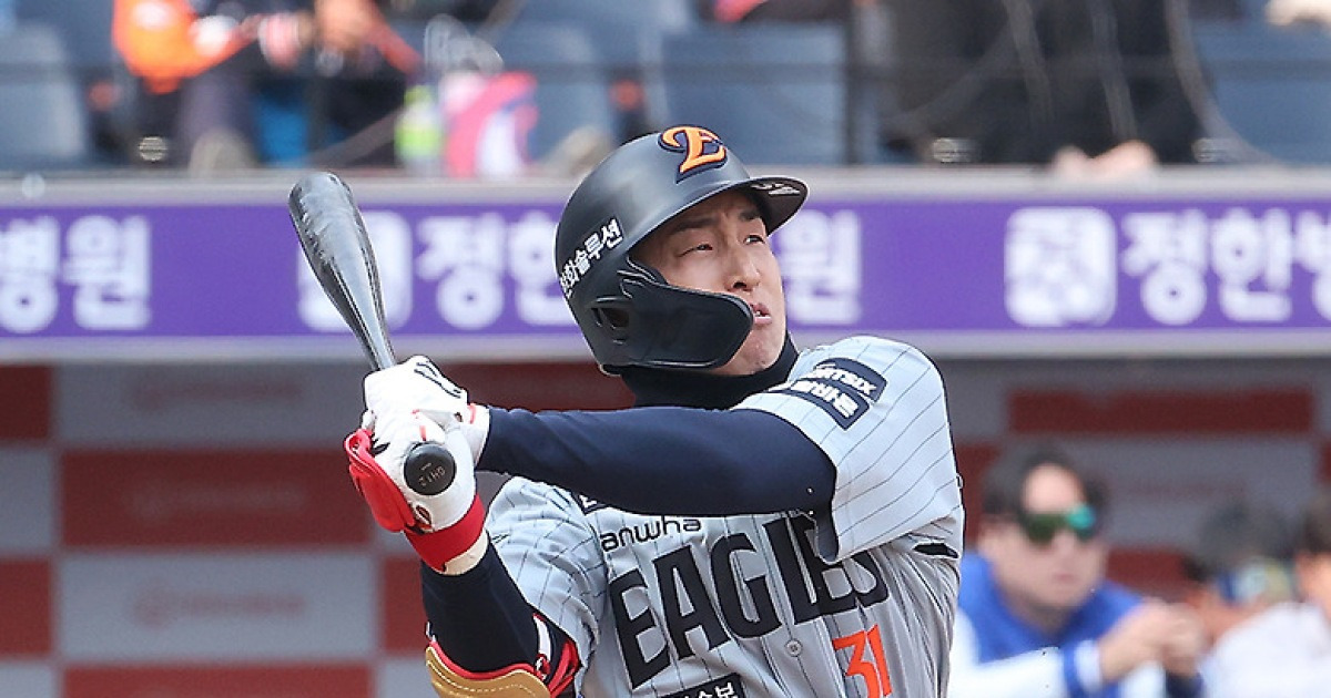 정말 한화와 단돈 1억에 계약한 선수 맞나…이것이 KBO 1위 클래스, 1군 캠프 못가도 날카로움 여전하다