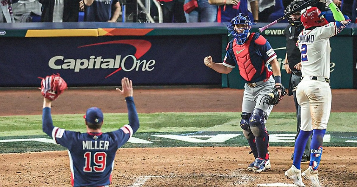 "100% 볼이었다, 무조건이다" 페르도모, 끓어오르는 분노 폭발…도미니카 마지막 반격 끊은 '논란의 스트라이크'→'WBC 준결승' 공 하나로 날아갔다