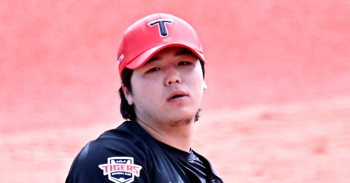황동하냐, 김태형이냐...'박빙의 경쟁' KIA 5선발 누구? 이범호 감독이 준 힌트는