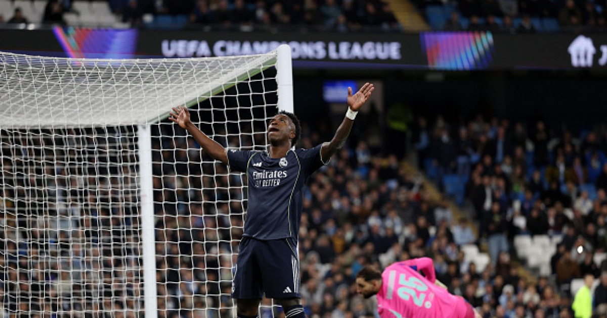 ‘비니시우스 멀티골’ 레알, ‘실바 퇴장’ 맨시티에 2-1 승리..8강 진출