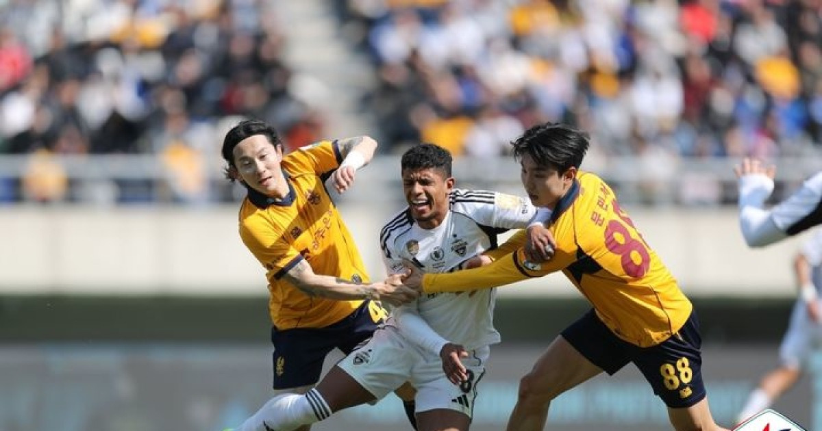 개막 3경기째 승리 없는 '디펜딩 챔프' 전북….첫 승은 언제?