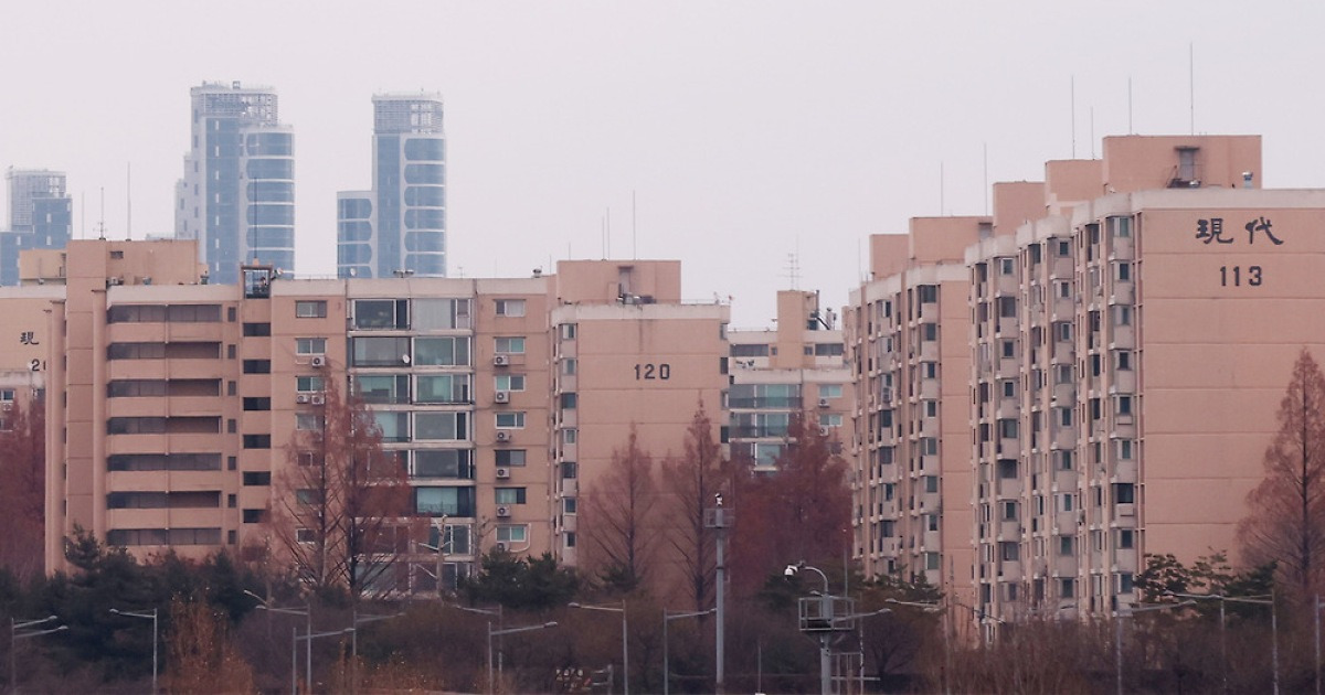 住宅価格が多く上がった「台帳アパート」、相場のようにも公示価格が上がった [부동산360]
