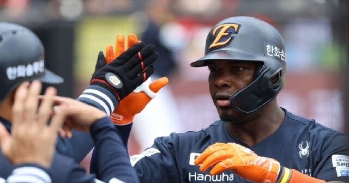 “너무 특별한 베네수엘라 WBC 우승, 한국 사람들 커피 좋아하잖아요?” 페라자 감격…日이기고 한화에 ‘커피 쐈다’[MD대전]