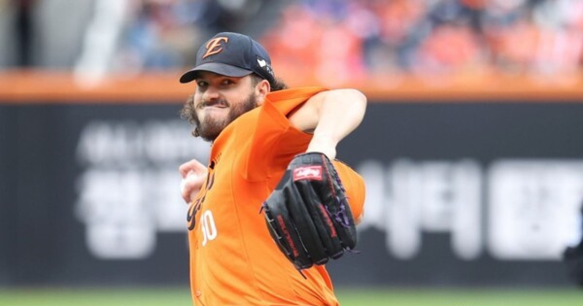 "빛이 났다" 美도 감탄한 한화 출신 MVP, 'KKKKK+무실점' 퍼펙트급 투구→양키스 초토화