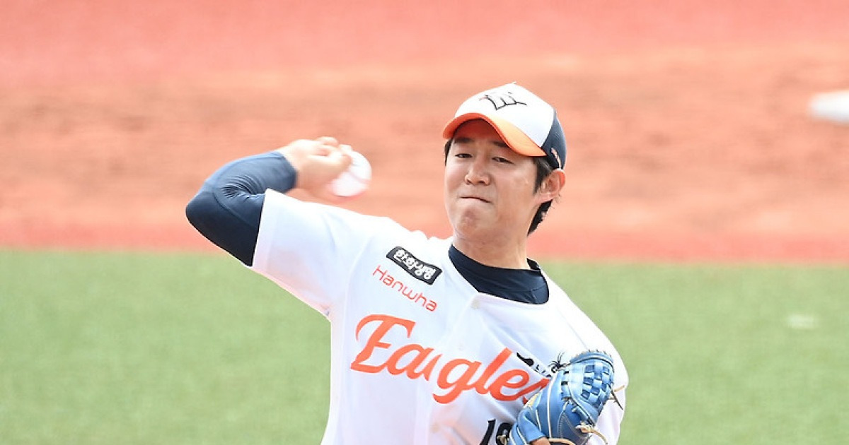 "처음엔 많이 고민했는데…" 핵심 불펜 잃은 한화, 사령탑은 4명 콕 찍었다 [대전 현장]