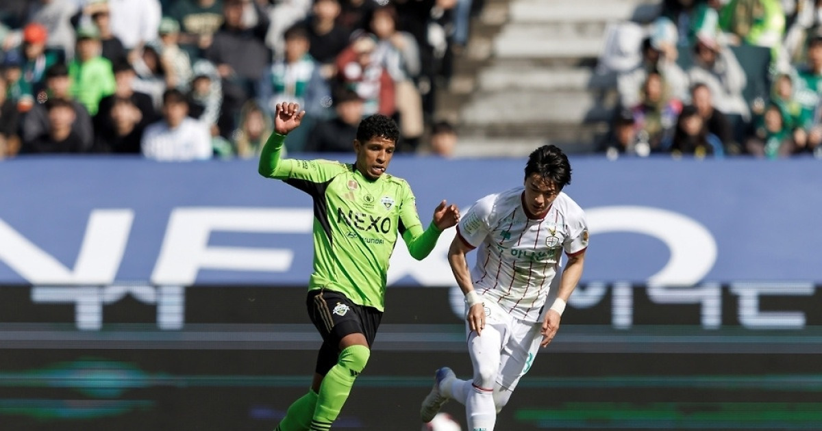 전북과 '우승 후보 대결' 앞둔 대전 황선홍 "이겨야 하는 경기"