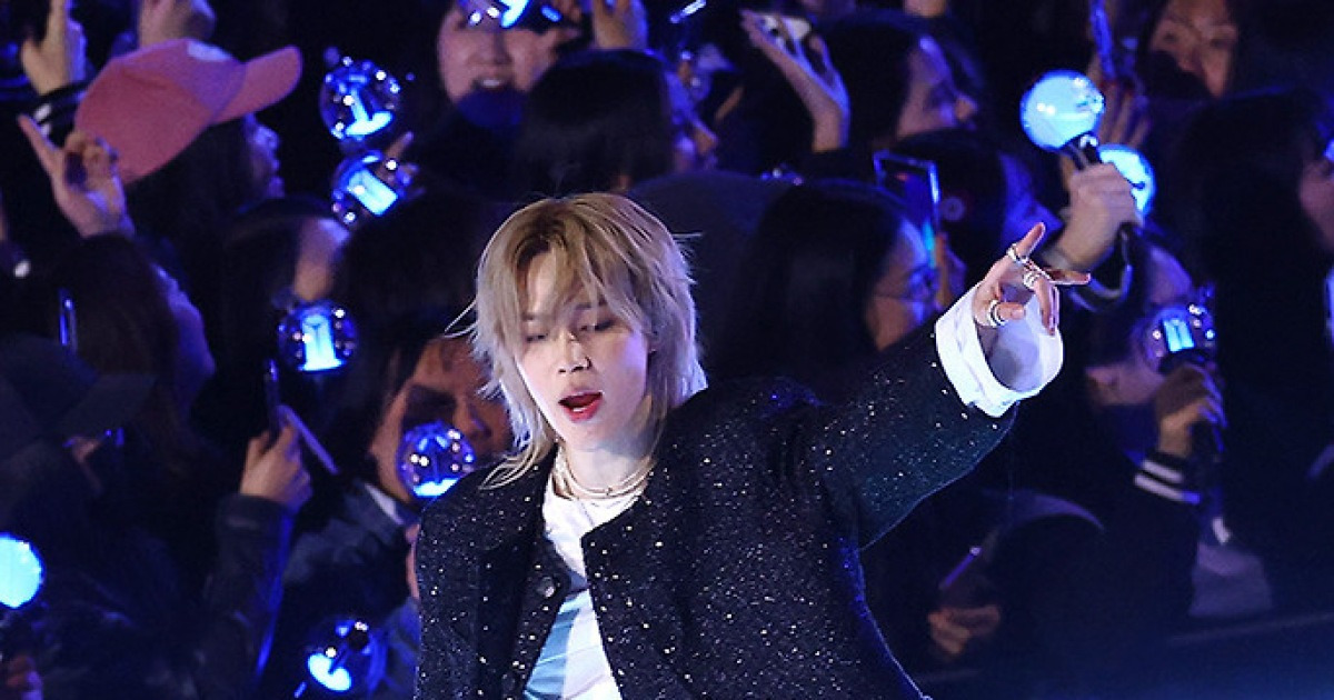 [포토] 장발 헤어로 돌아온 BTS 지민