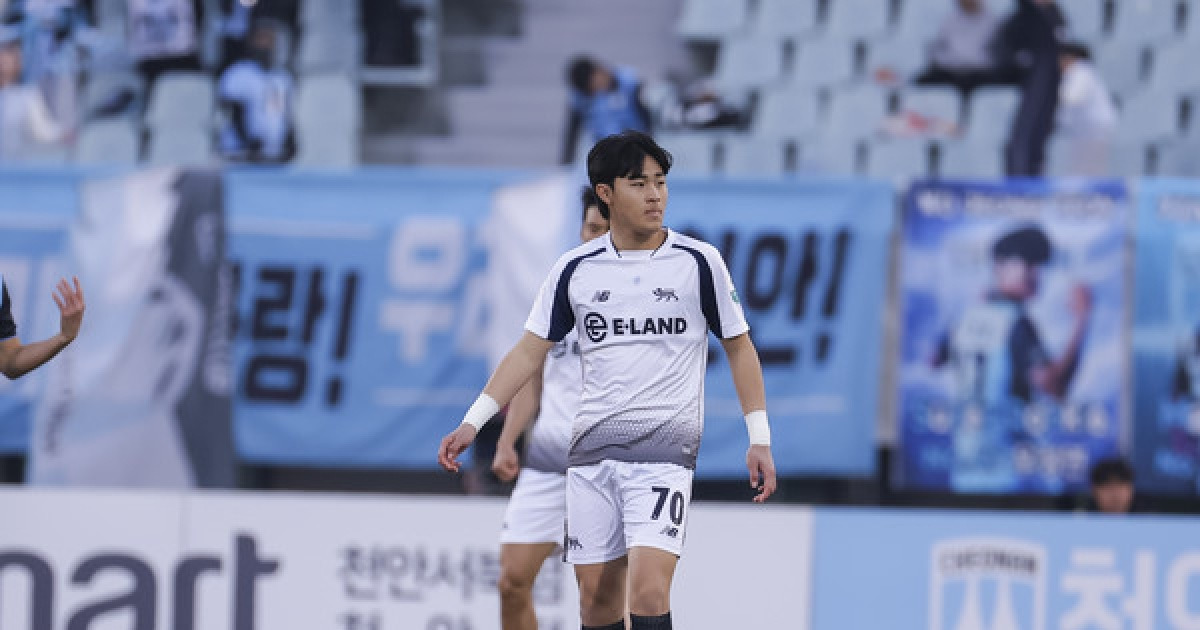 2009년생 등장! 서울이랜드 안주완, '16세 11개월 7일' K리그2 최연소 데뷔 [케현장]