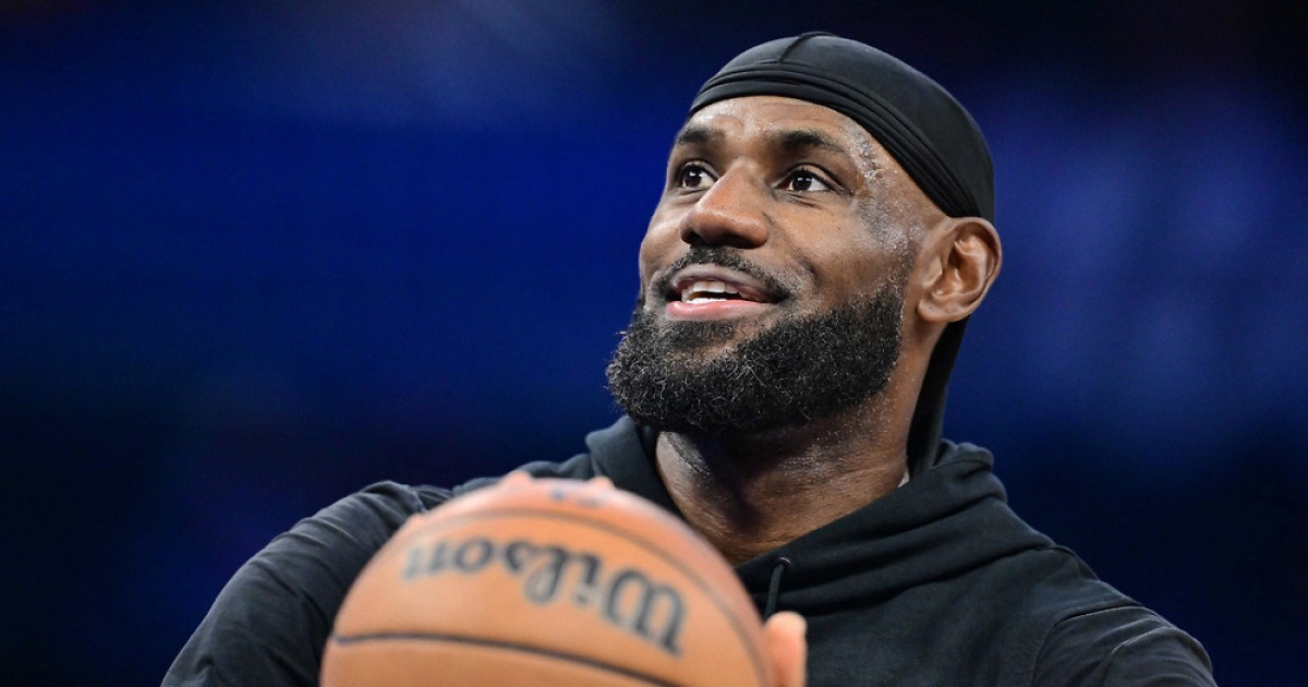 르브론 제임스 또 하나의 대기록! 1612경기 출전. NBA 최다 정규리그 경기 출전. "NBA 공식 아이언맨이 됐다"
