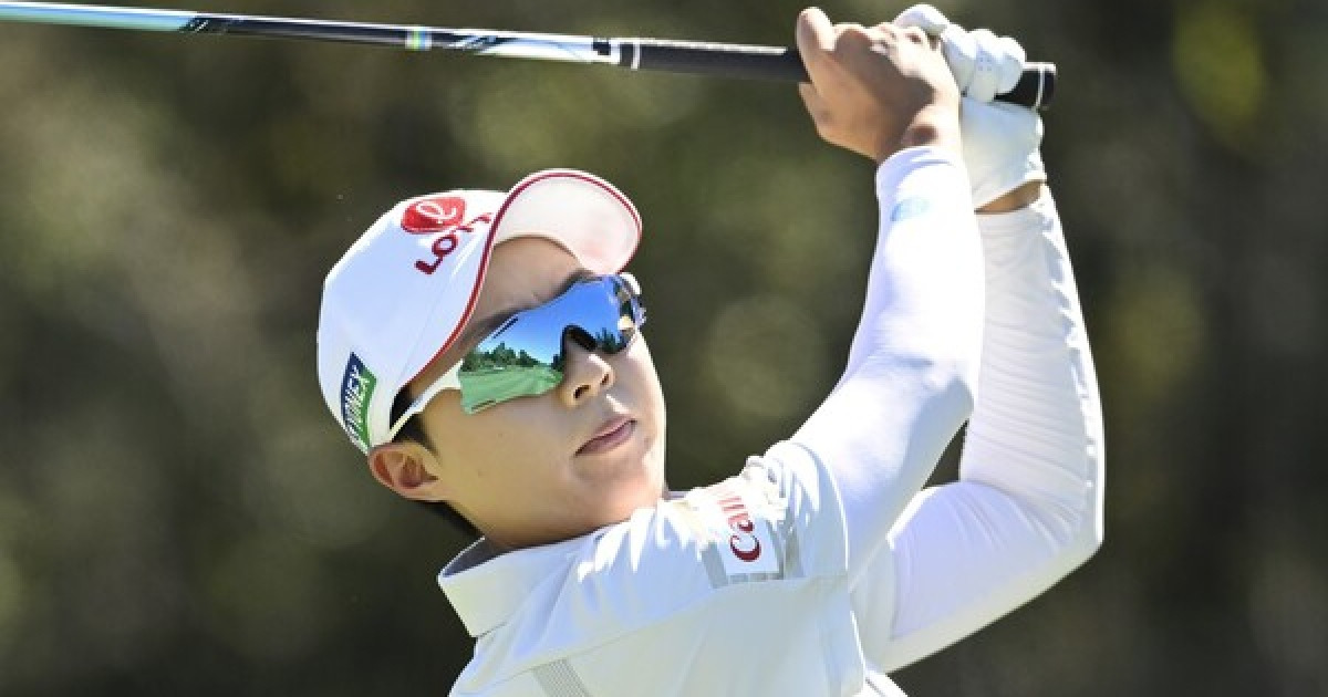 '우승 겨냥' 김효주, LPGA 통산 3번째 오프닝 이틀 연속 선두 [파운더스컵]