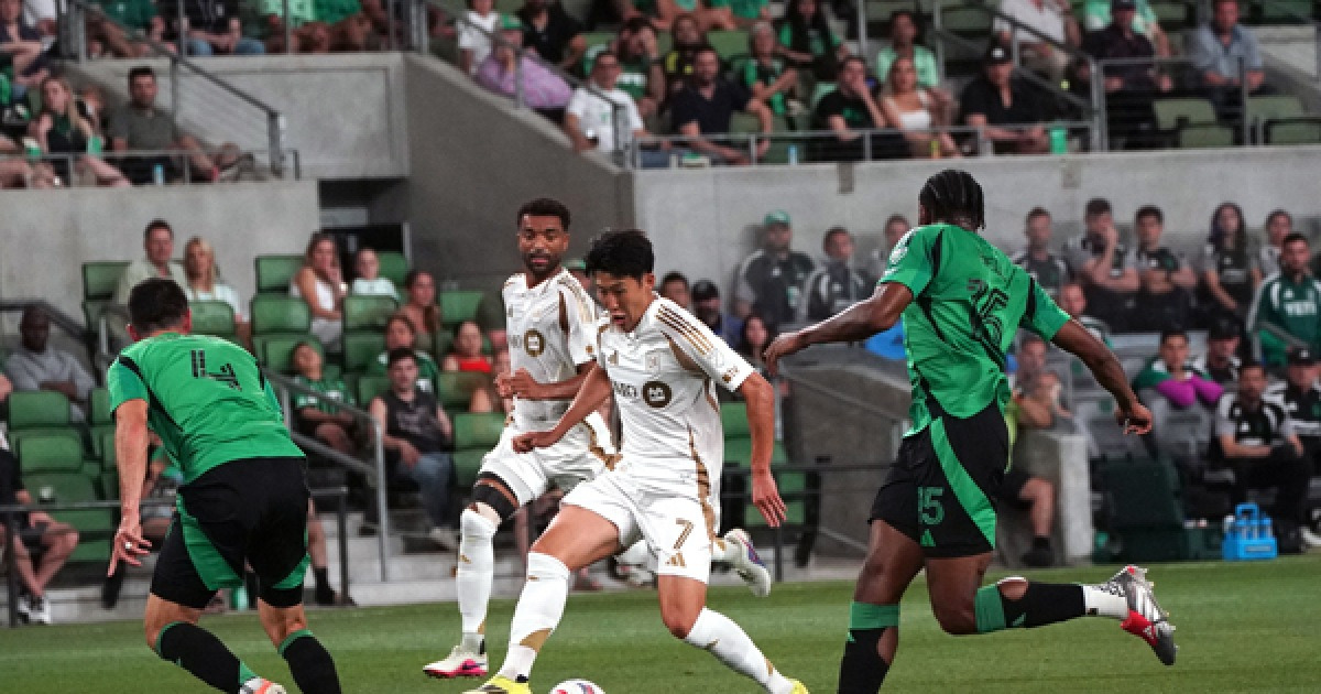 손흥민, 오늘도 무득점...LAFC는 VAR 덕분에 무패-무실점 행진 지속