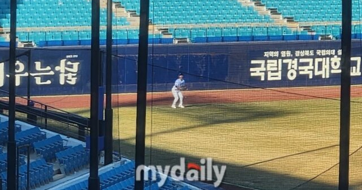 경기는 끝났지만 라팍은 뜨거웠다, 06년생 외야수 눈물의 과외 수업 [MD대구]