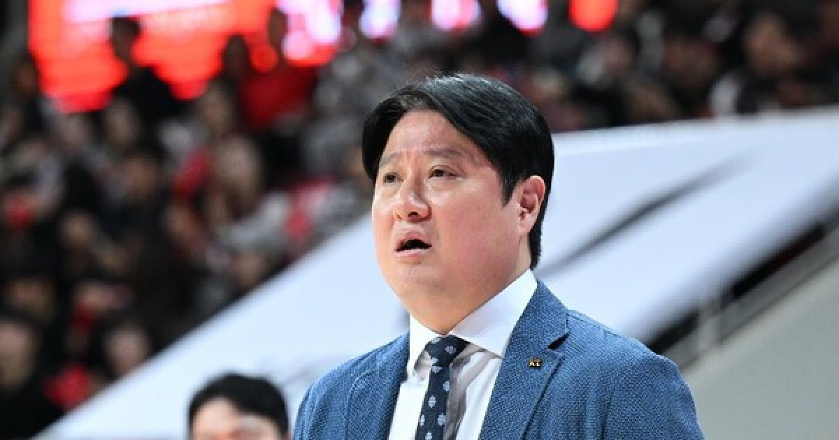 "KCC전 배수의 진 친다" 벼랑 끝 몰린 KT와 문경은 감독
