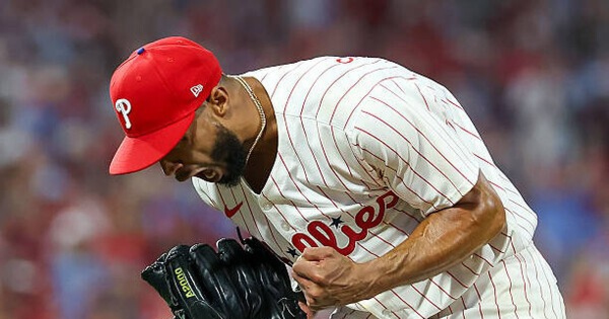 [오피셜] '한국에 콜드게임패 대굴욕 선사' 도미니카 출신 좌완 에이스 산체스, 필라델피아와 2033년까지 연장 계약