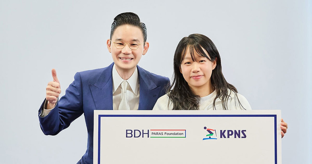 ‘패럴림픽 5메달’ 김윤지, 포상금 5억 받았다