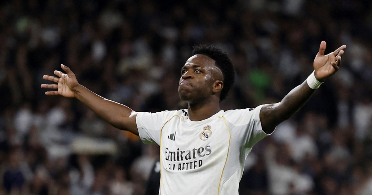 “회장님, 두 골 넣은 거 봤죠?” 비니시우스, 마드리드 더비 첫 ‘멀티골’···레알, 선두 바르사 4점 차 추격