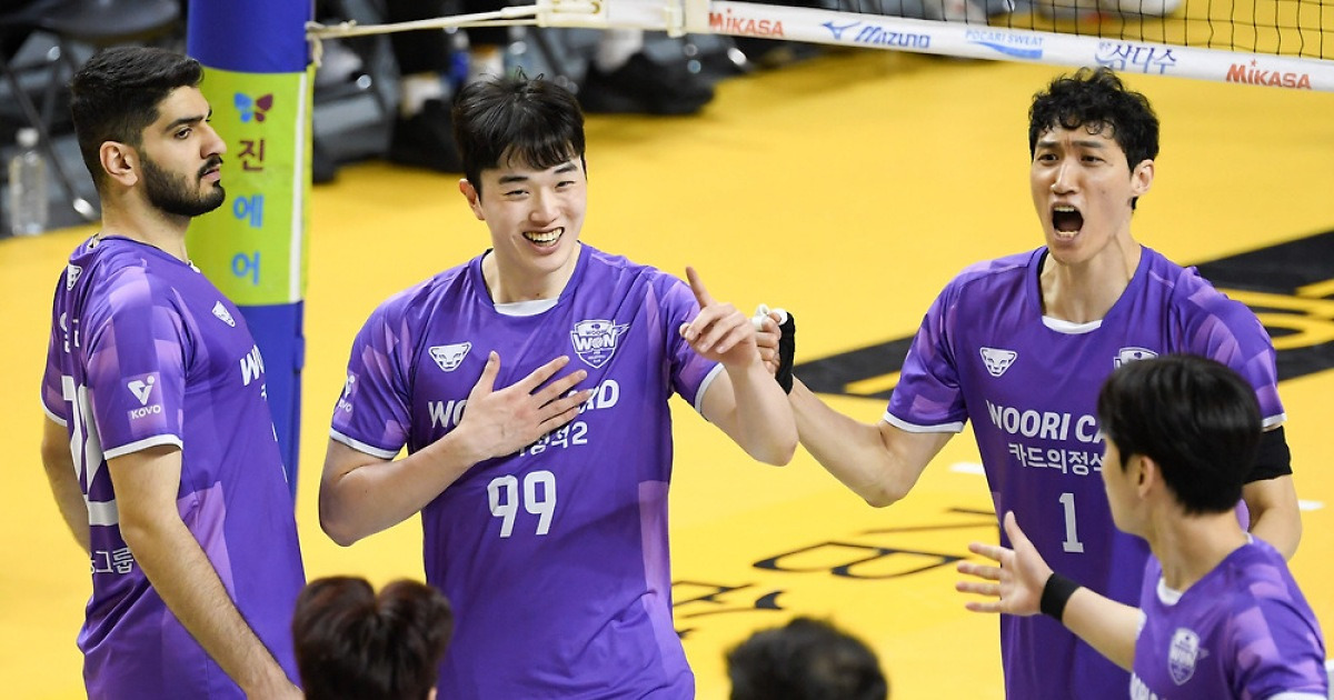 서브 득점 7-1... 우리카드, KB손보 잡고 플레이오프 진출