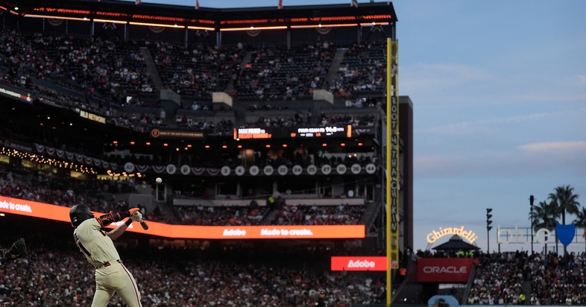 기대타율 6할 타구 때렸지만… SF 이정후 4타수 무안타로 시즌 출발