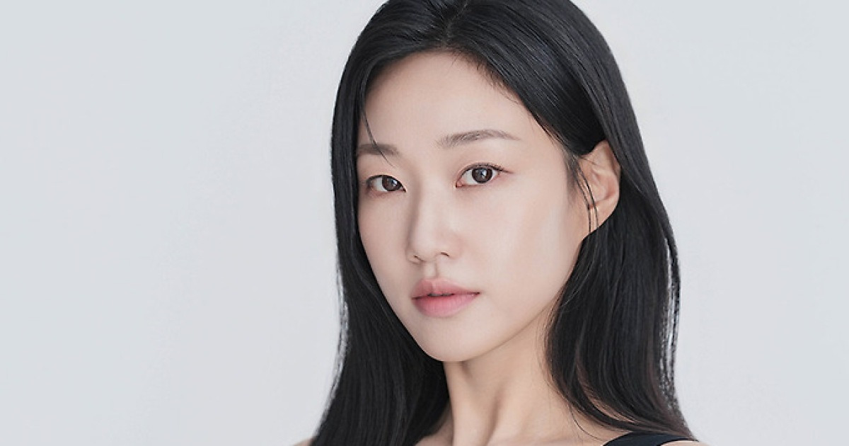 하윤경 
