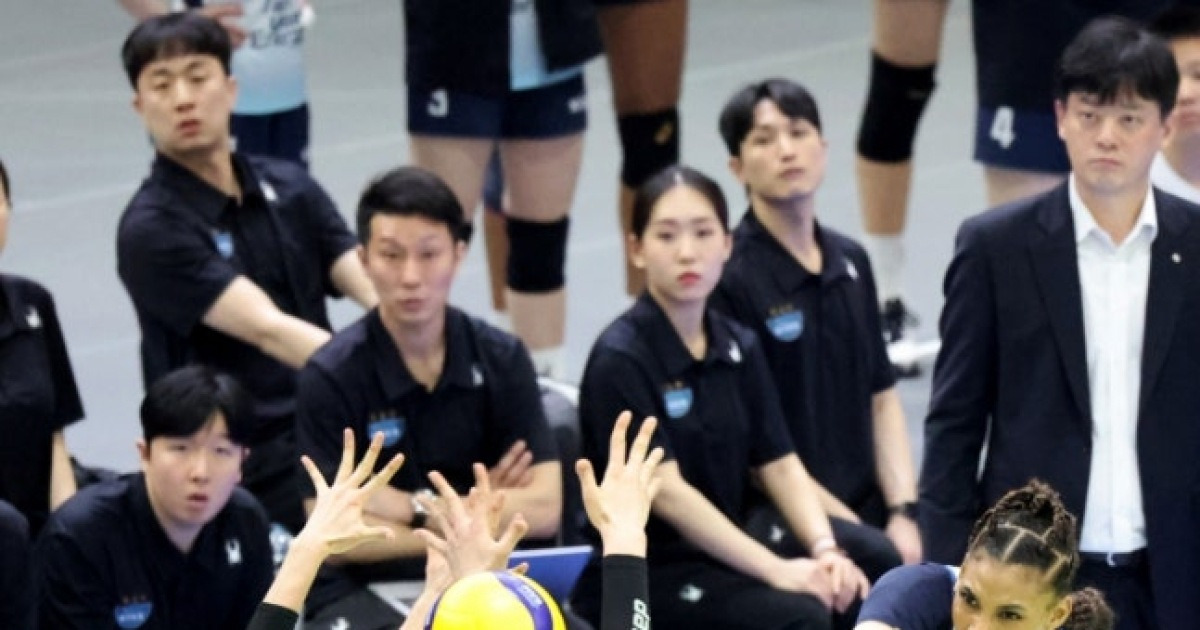 '서브 폭격→40점 쾅' 실바 대폭발, GS칼텍스 100% 확률 잡았다... 2위 현대건설에 기선제압 [V리그 PO 1차전]