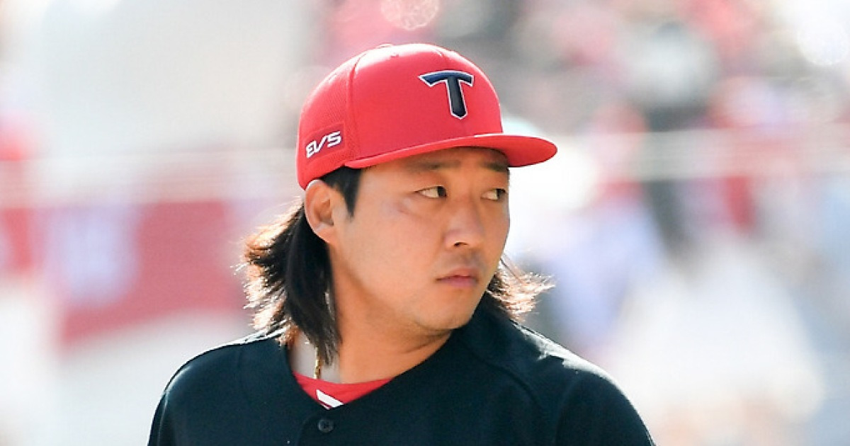 KIA가 20억 투자해 데려온 불펜, 첫 등판 아웃 1개 못잡고 강판 '눈물' [인천 현장]