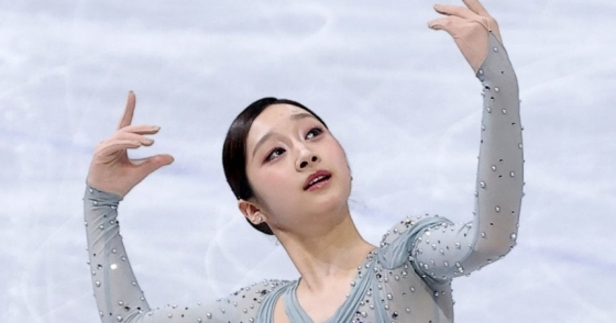 '제2의 김연아' 화려한 시니어 세계선수권 데뷔, 신지아 최종 8위... 이해인 13위