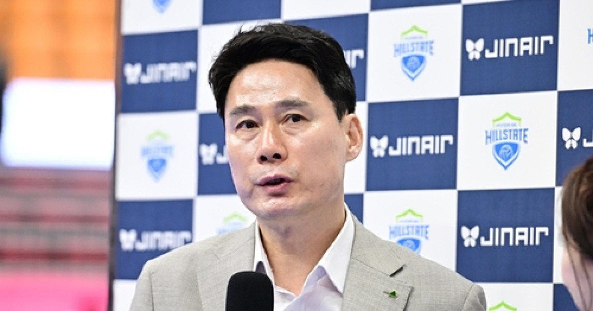 '벼랑 끝' 강성형 현대건설 감독 "100% 확률 깨겠다"