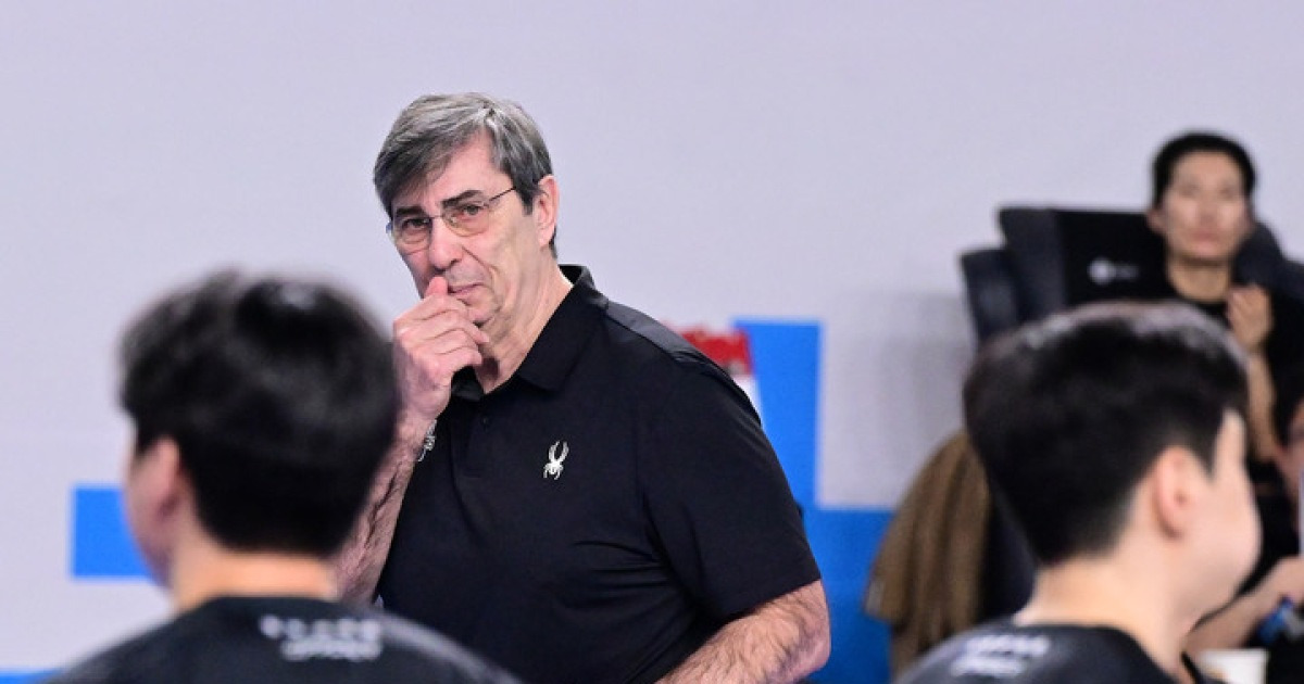 아쉬움 토로한 블랑 감독 "PS에는 가장 멋진 배구 보여줘야 하는데" [MHN 현장]