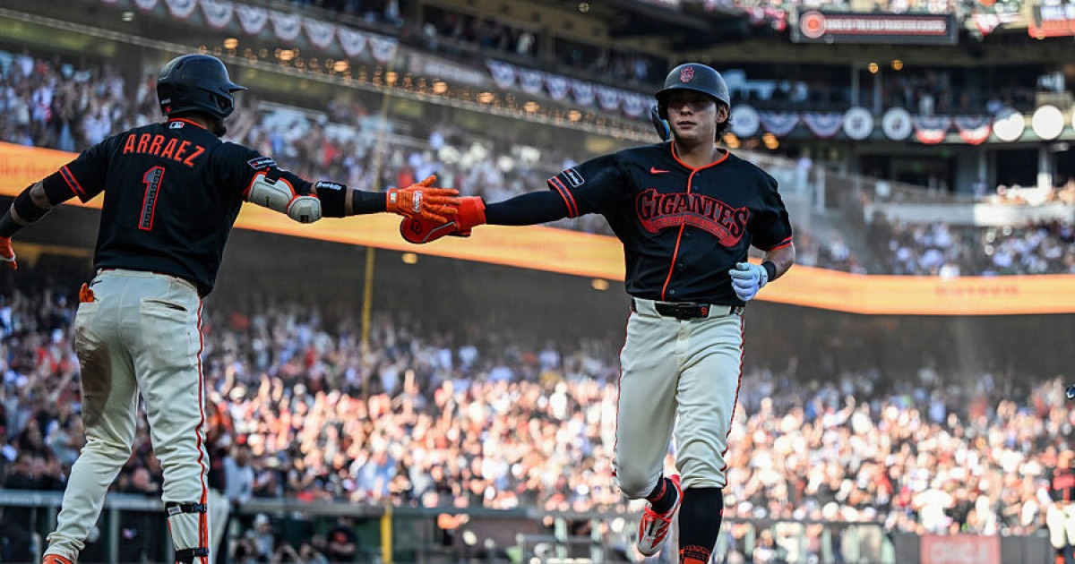 2루타 작렬→팀 시즌 첫 득점 꾹→ABS에 삼진…이정후 드디어 첫 안타 터졌다, 그런데 팀은 3연패