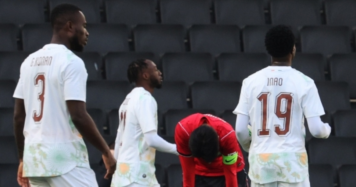 손흥민 "분위기 못 바꾼 내 책임" [밀턴 케인즈 현장]