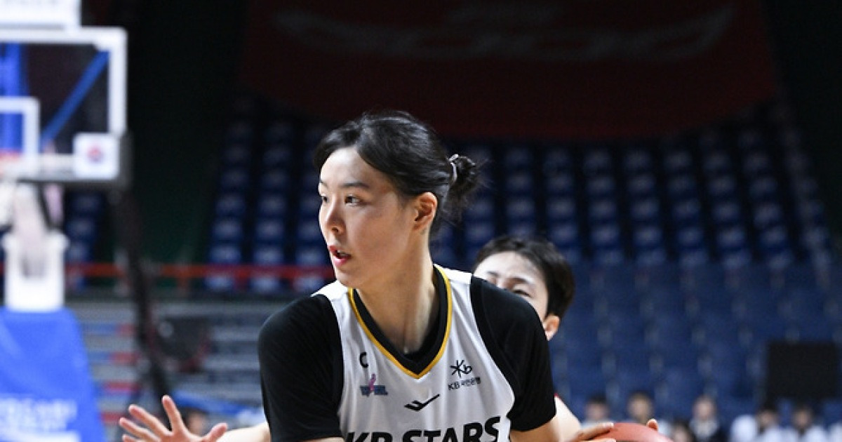 박지수 돌아온 KB, 정규리그 6회 우승 확정