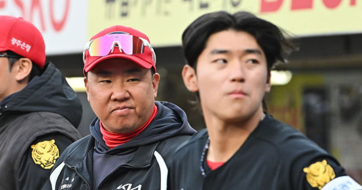 "그런 날이 있다. 볼이 스트라이크로 보이는 날" 김도영의 치명적인 만루 헛스윙 삼진, 이범호는 감쌌다