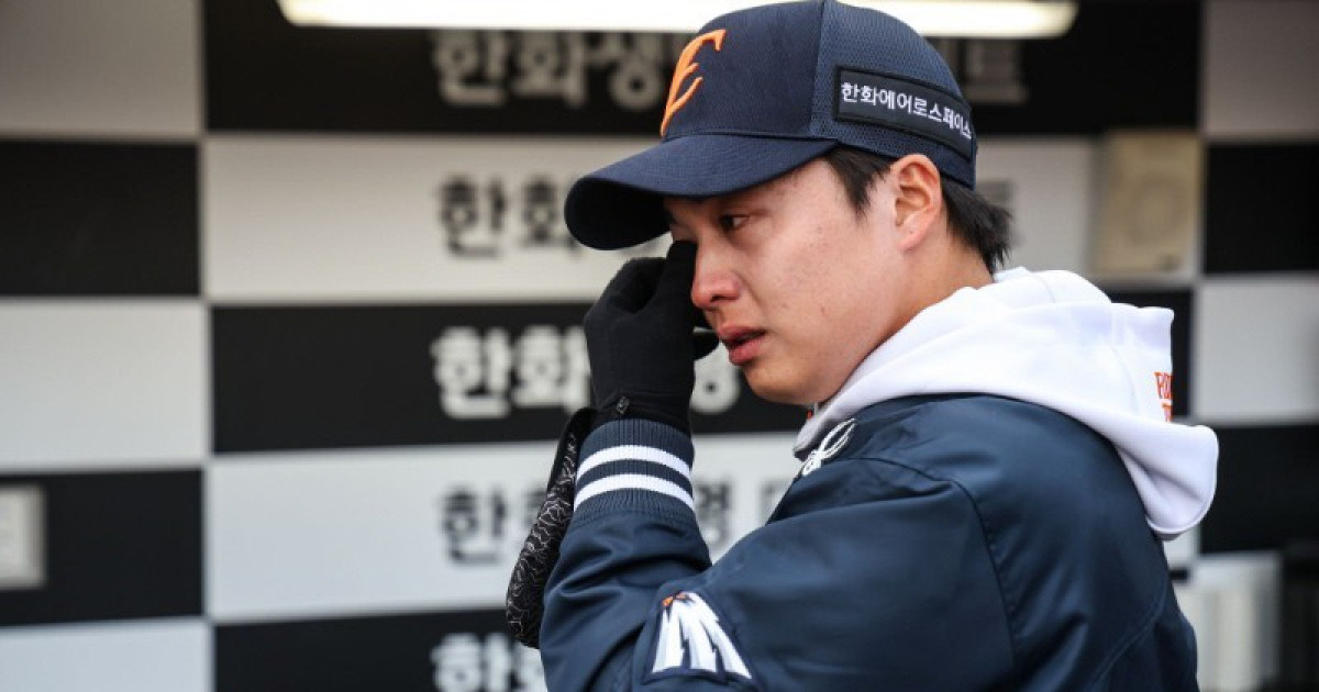 개막 시리즈 亞 쿼터 어땠나요?… 한화 왕옌청 ‘눈물의 선발승’·두산 타무라 ‘행운의 구원승’