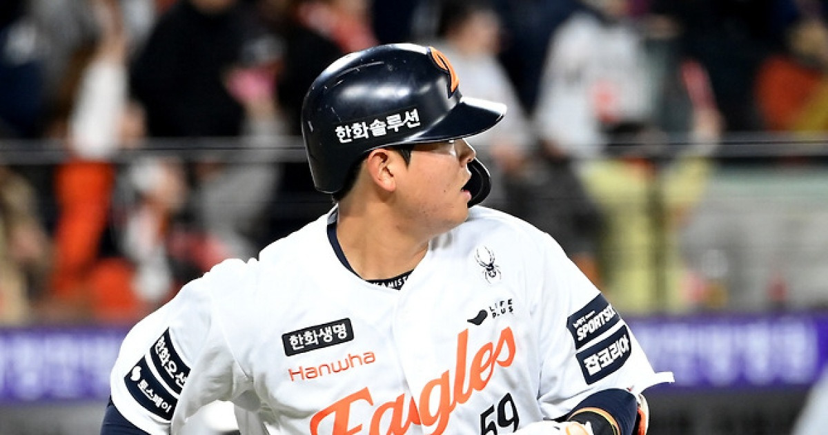 시범경기 5홈런 → 데뷔 첫 대포까지…대전에 움트는 거포 본능, 명장의 시선 [대전포커스]