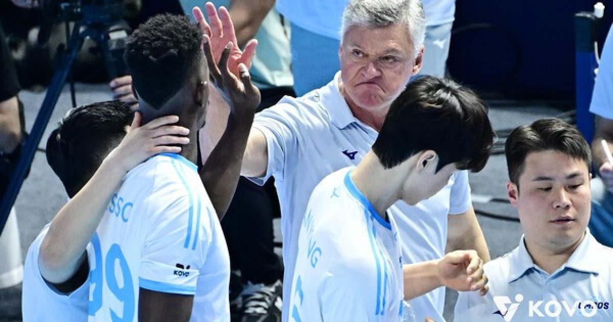 [STN@현장] 대한항공 헤난 감독 '교체 승부수 적중', 마쏘 앞세워 1차전 잡았다