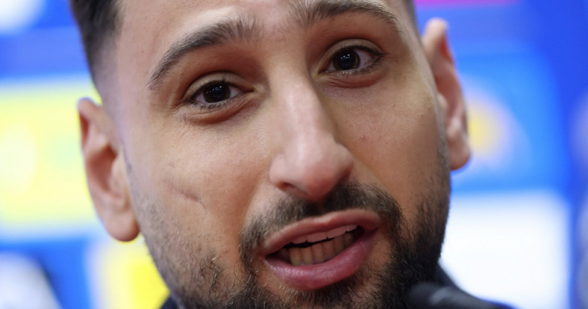 "강인아, 넌 운 좋은 줄 알아" 월드컵 가고 싶어도 못 가는 '월클' 레반도프스키·돈나룸마·흐비차…WC 불참 베스트 공개(BBC)