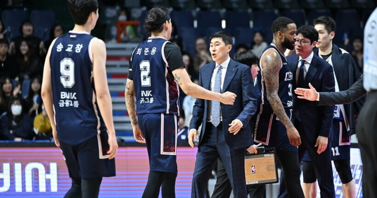 KCC 또는 KT 5할 승률에도 PO 탈락? 역대 4번째 사례 나올까?