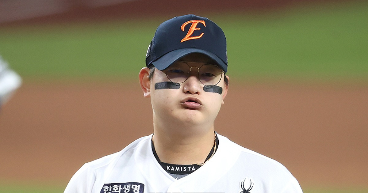 '지고 있는데 김서현 8회 투입' 한화 마운드 14실점 붕괴 어쩌나…대체 외인 빨리 와야한다