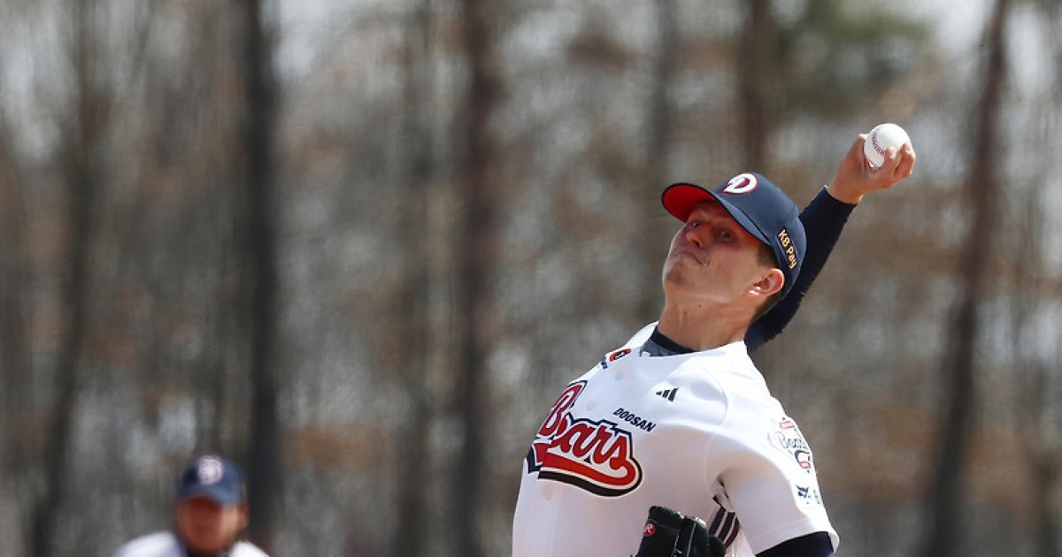 두산 플렉센, 한화전서 2회 투구 도중 조기 강판