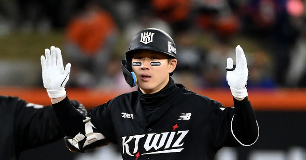 "삼성전자 5만원에 산 기분" 바닥 찍고 대반전 → 48억 중견수 불방망이…"차라리 잘됐다" 파안대소 [대전포커스]